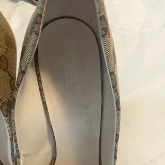 Gucci brown canvas horsebit heels - Picture 5 of 10